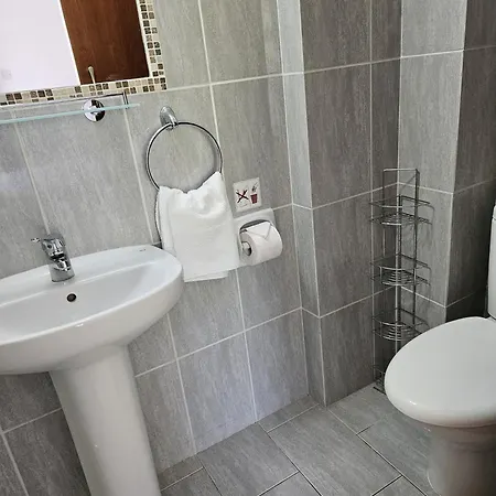 Апартаменты The Brightstay Paphos, 2 Bed Apt, Riviera, Universal *