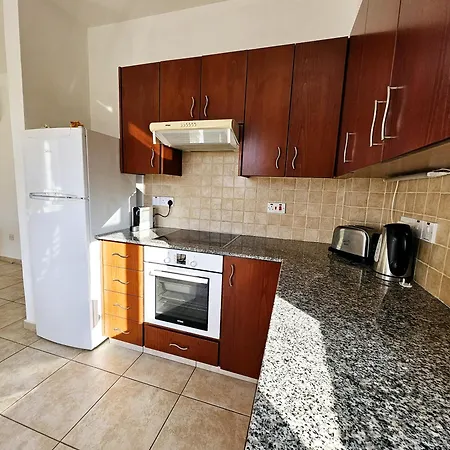 Apartment The Brightstay Paphos, 2 Bed Apt, Riviera, Universal
